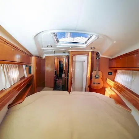 Bavaria Vision 44 Botel *